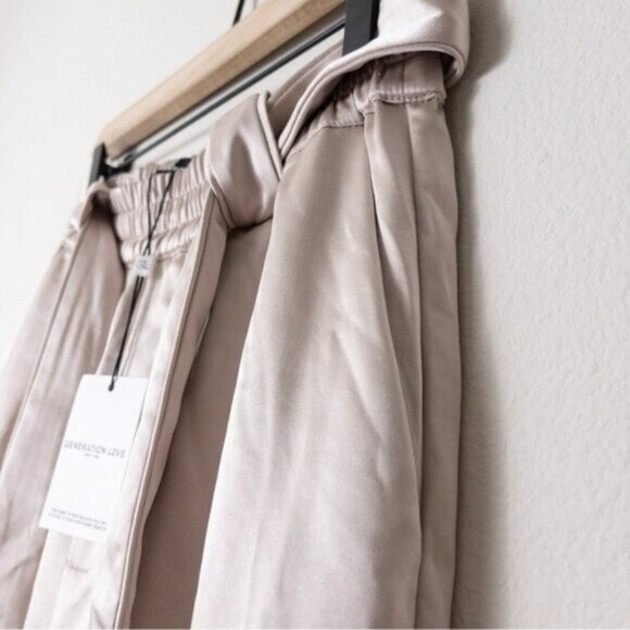 NWT Generation Love Maria Belted Satin Pant XS Champagne Wide Leg High Waisted - Picture 5 of 8
